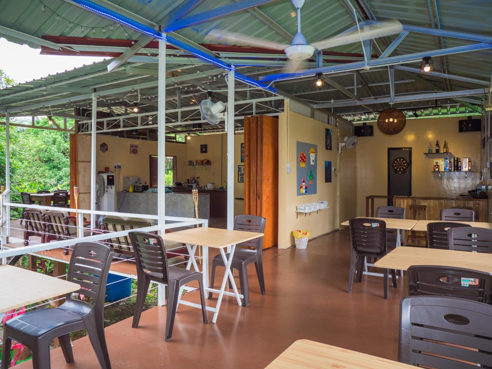 Timba Garden Free Town And Jetty Transport Hotel เซมปอร์นา ภายนอก รูปภาพ