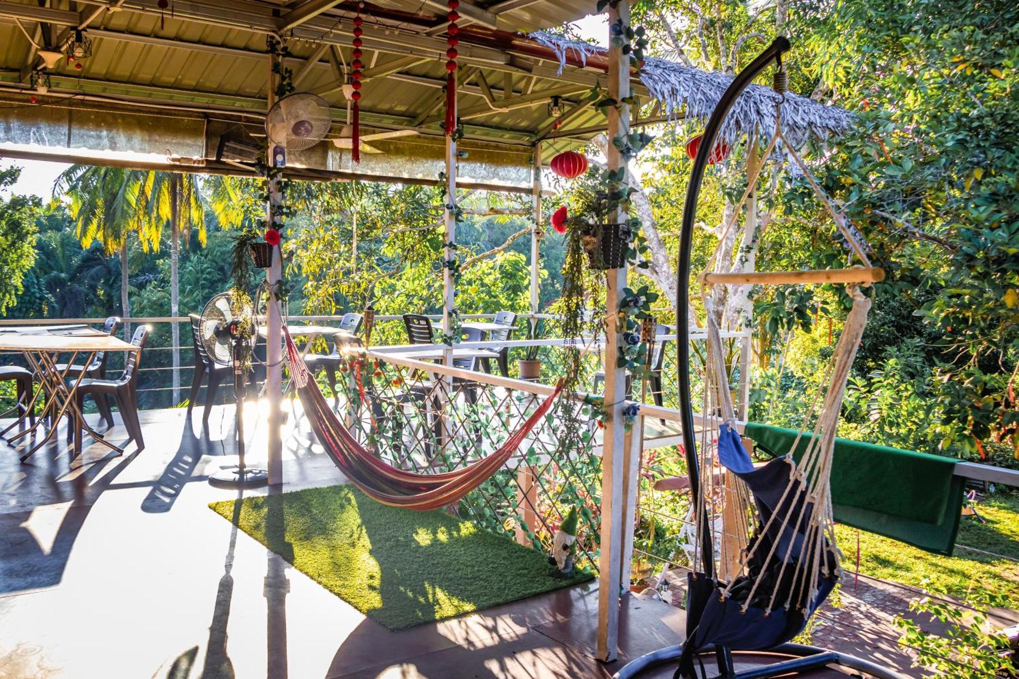 Timba Garden Free Town And Jetty Transport Hotel เซมปอร์นา ภายนอก รูปภาพ