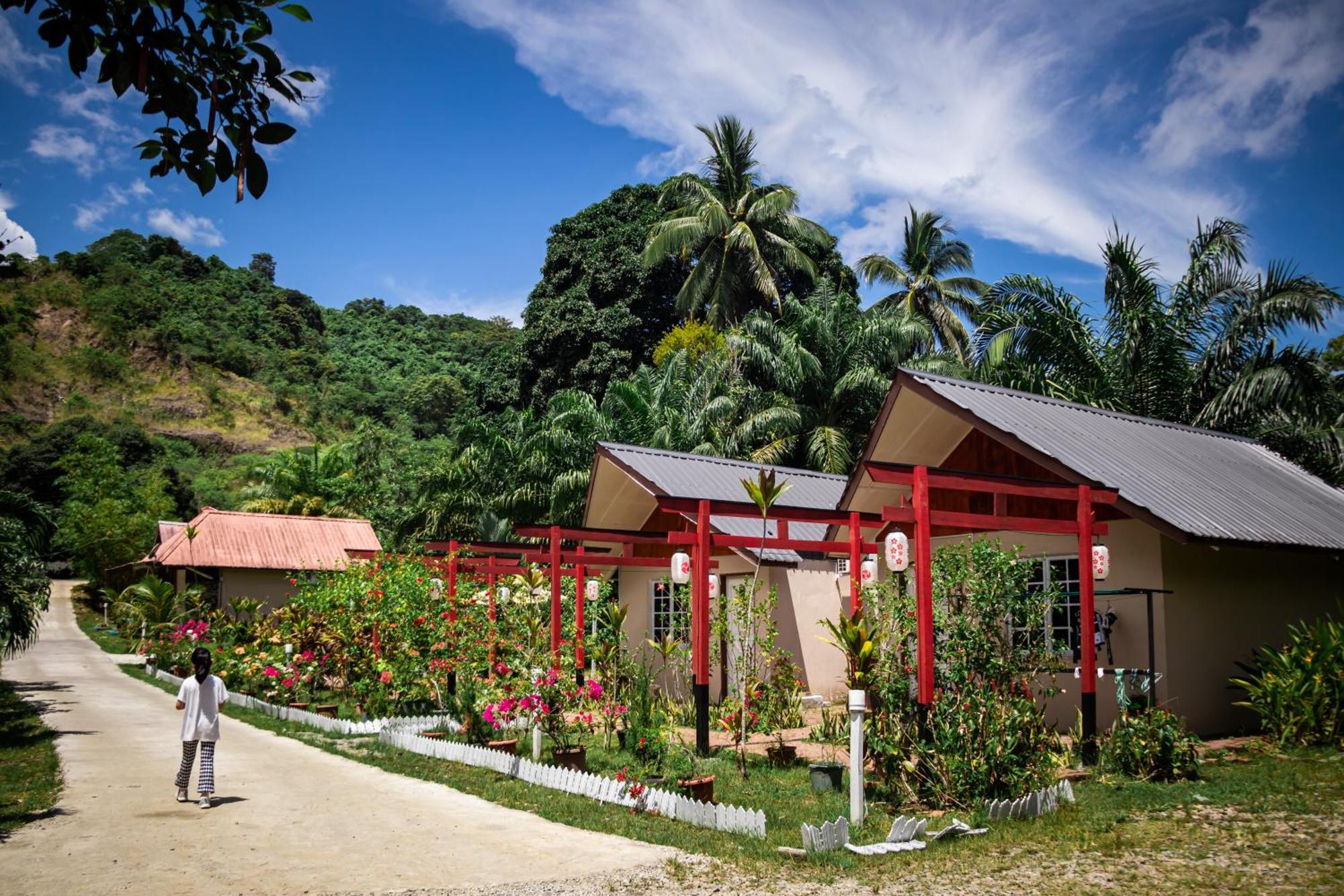 Timba Garden Free Town And Jetty Transport Hotel เซมปอร์นา ภายนอก รูปภาพ