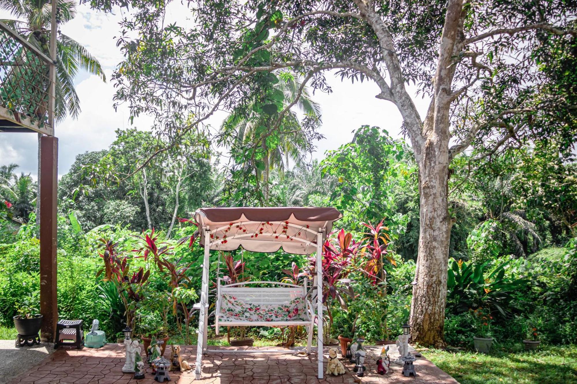 Timba Garden Free Town And Jetty Transport Hotel เซมปอร์นา ภายนอก รูปภาพ