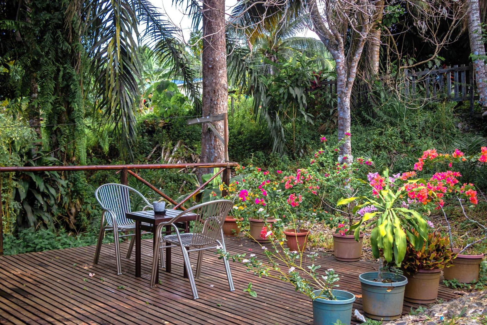 Timba Garden Free Town And Jetty Transport Hotel เซมปอร์นา ภายนอก รูปภาพ