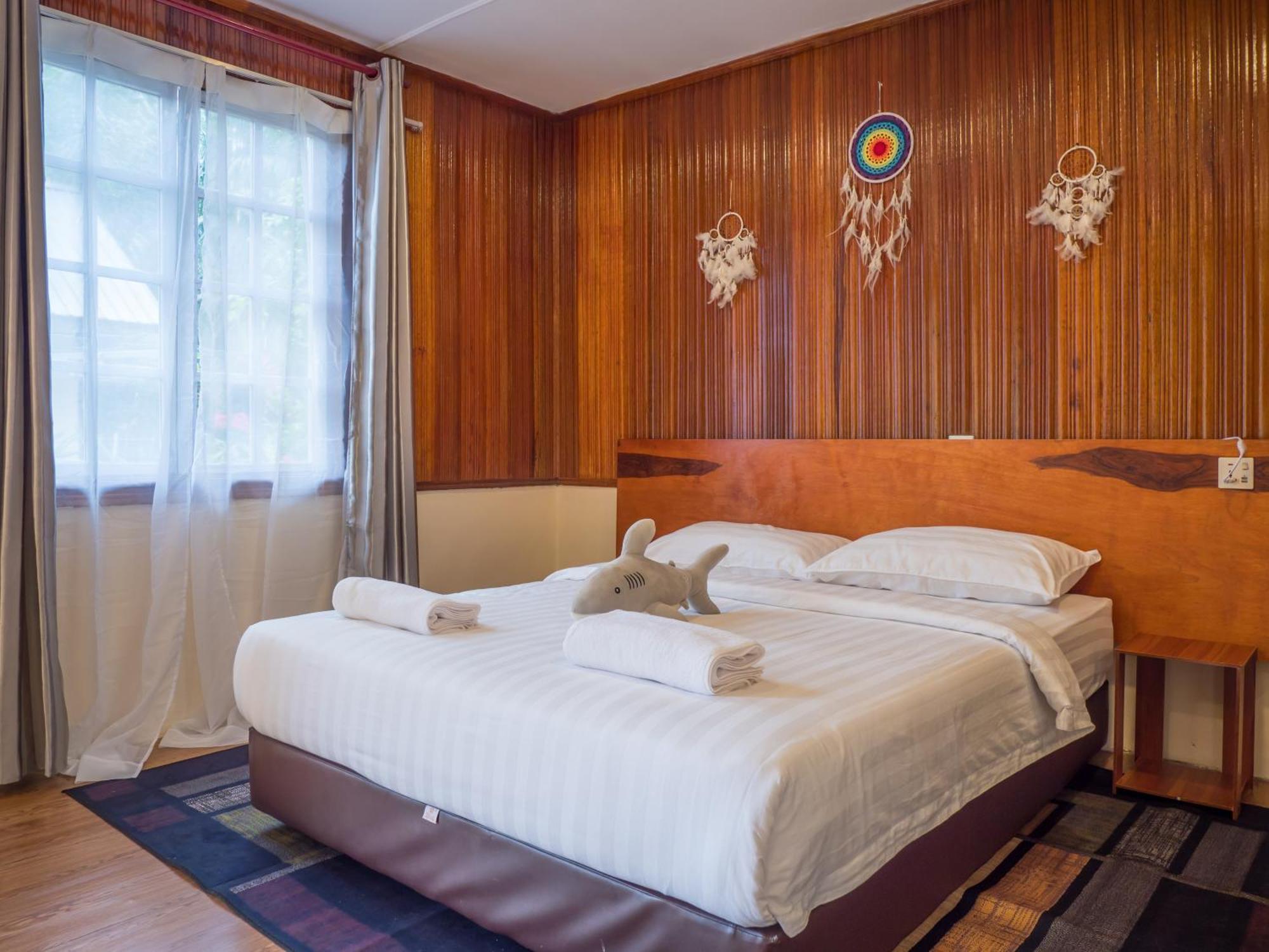 Timba Garden Free Town And Jetty Transport Hotel เซมปอร์นา ภายนอก รูปภาพ