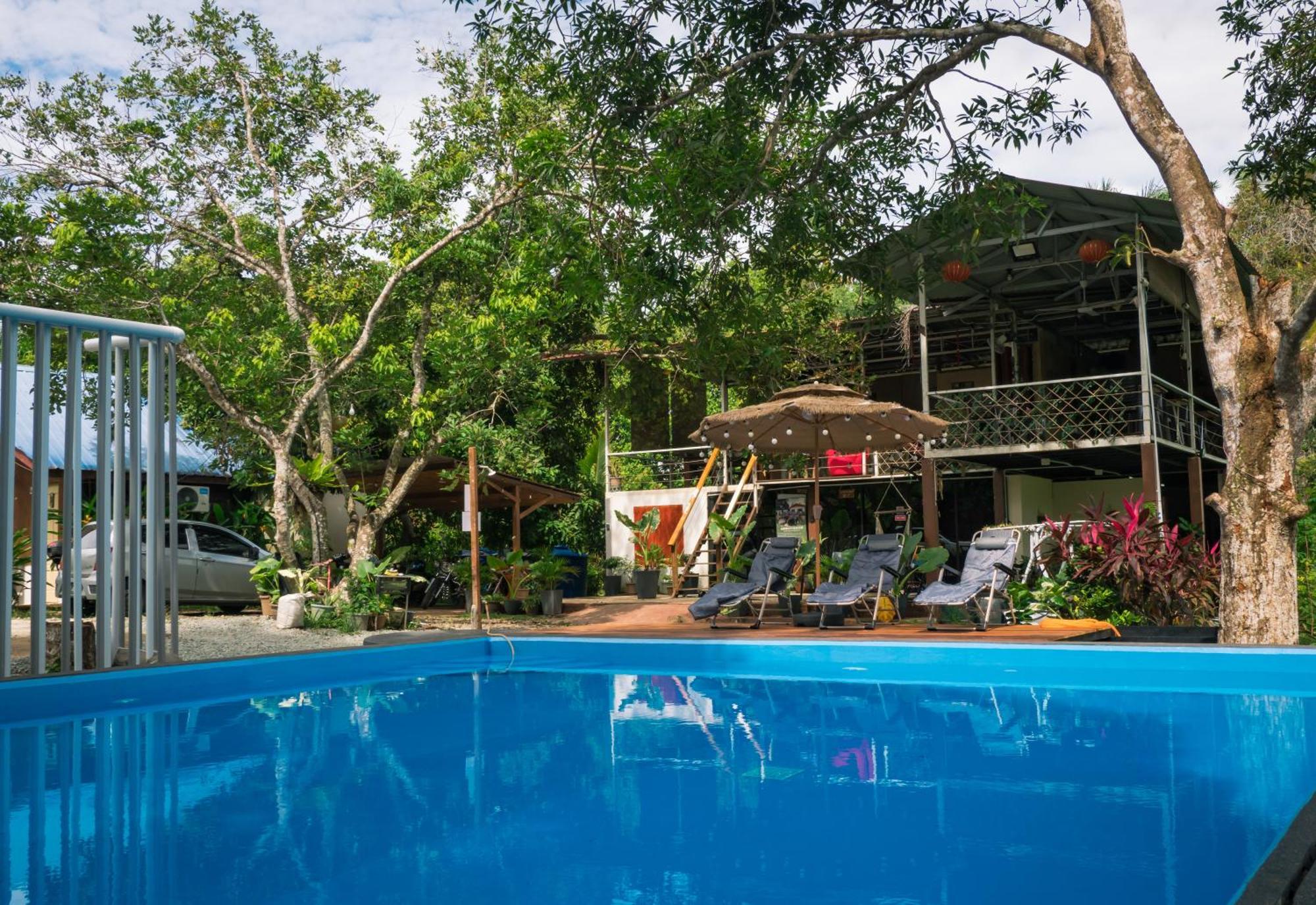 Timba Garden Free Town And Jetty Transport Hotel เซมปอร์นา ภายนอก รูปภาพ